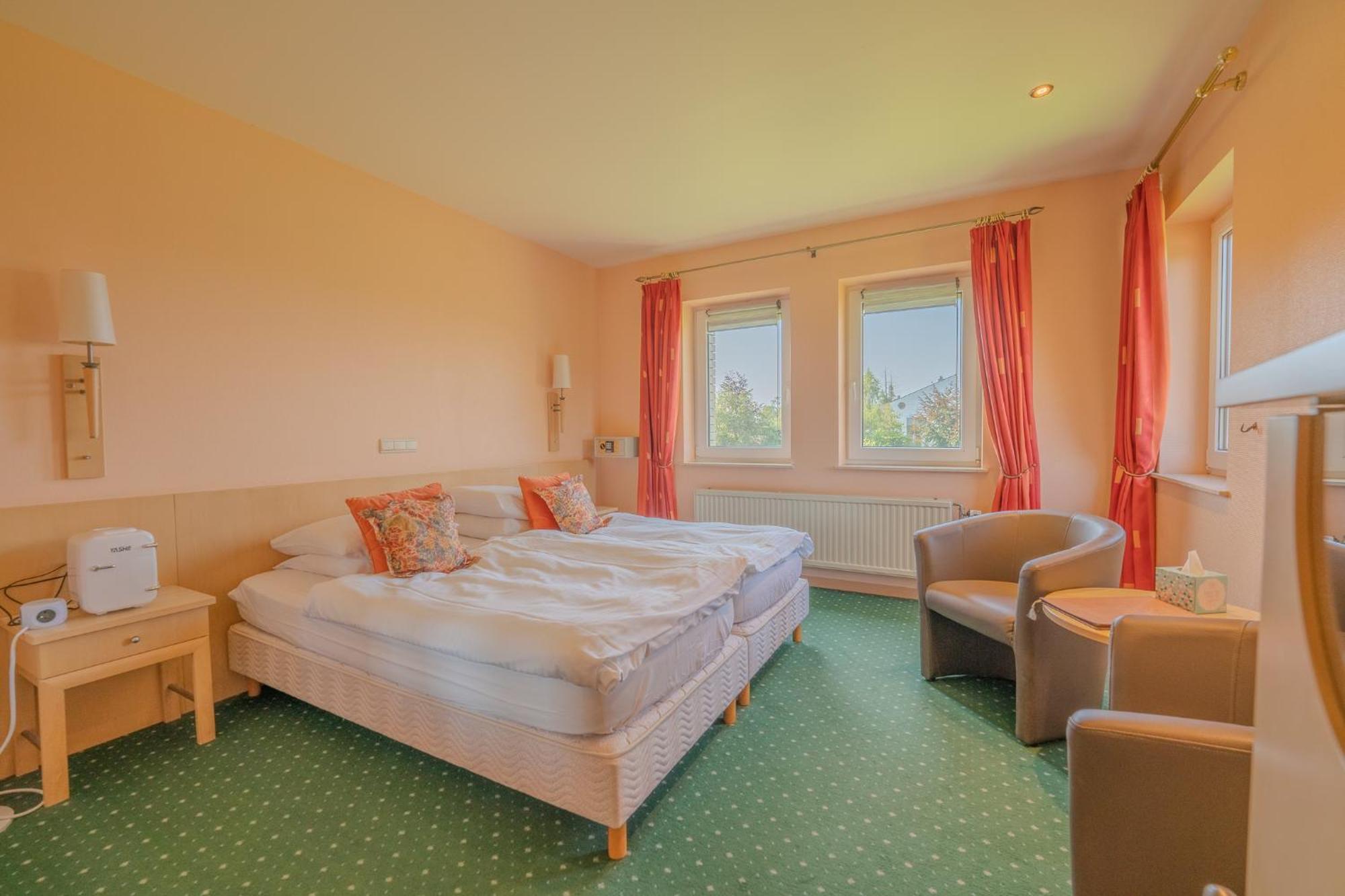 Hotel Hotleu Вэм Экстерьер фото
